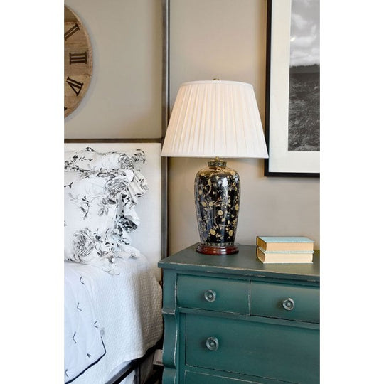 Black Birds Traditional Table Lamp