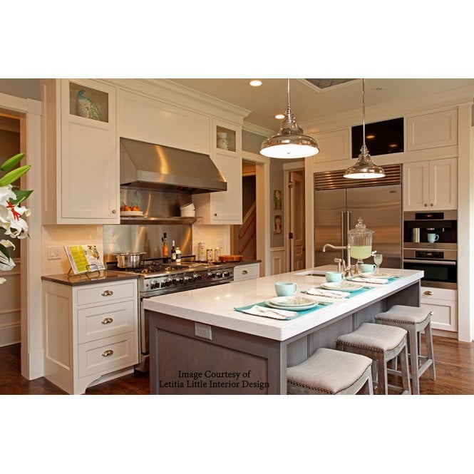 Emery 1Lt Medium Pendant Imperial Silver